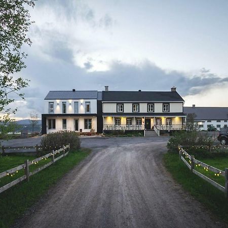 Les Ancetres Auberge & Restaurant St-Pierre-de-l'Île-d'Orléans Exteriér fotografie